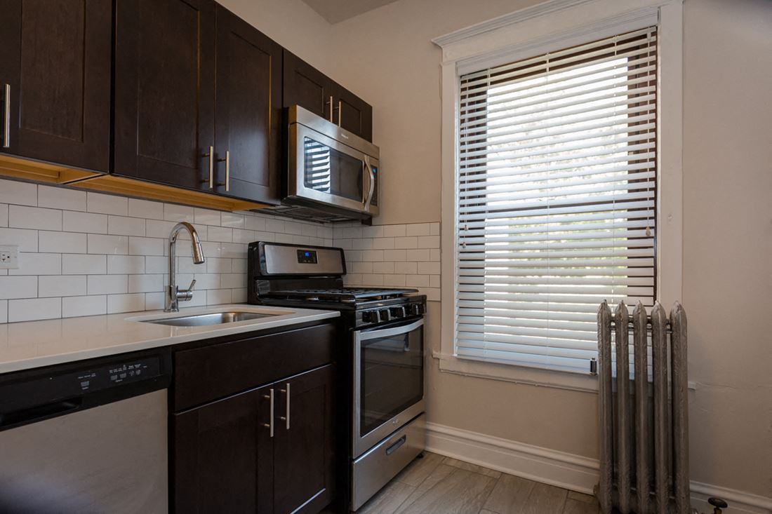 Ivy Greens Apartments photo